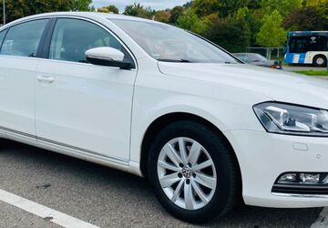 VW Passat 169.500 km 8.100 &euro; Calw 75365