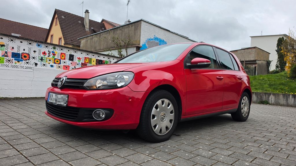 VW Golf 218.000 km 7.499 &euro; Pfinztal 76327
