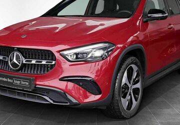 Mercedes-Benz GLA 250 19.720 km 37.940 &euro; Pforzheim 75179