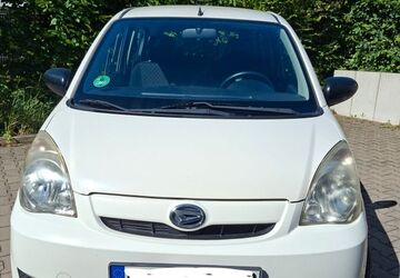 Daihatsu Cuore 73.000 km 2.800 &euro; Bretten 75015