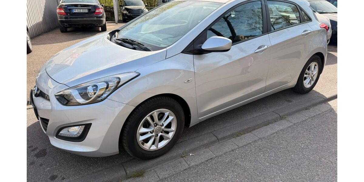 Hyundai i30 135.000 km 6.389 &euro; Birkenfeld 75217