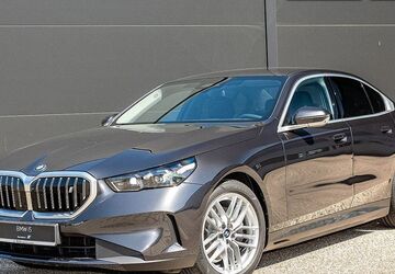 BMW i5 5.000 km 62.940 &euro; Gerlingen 70839