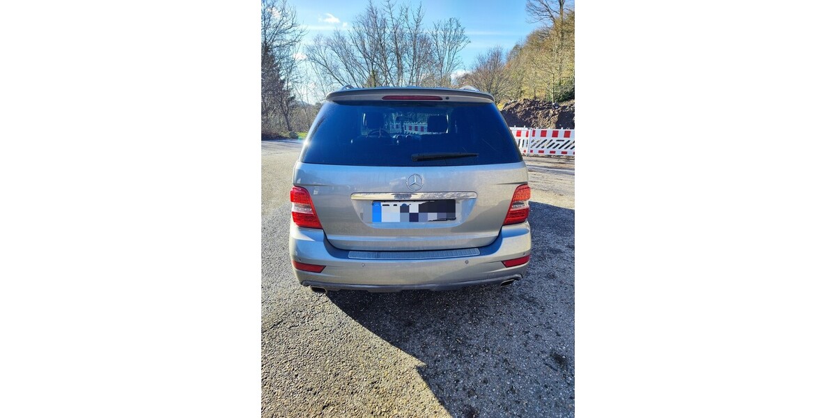 Mercedes-Benz ML 500 186.304 km 17.500 &euro; Loffenau 76597