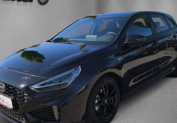 Hyundai i30 12.400 km 23.240 &euro; Pforzheim 75177