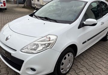 Renault Clio 84.300 km 4.480 &euro; Gaggenau 76571