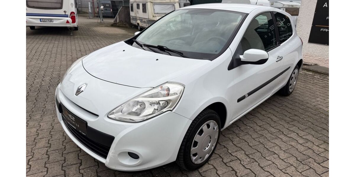 Renault Clio 84.300 km 4.480 &euro; Gaggenau 76571