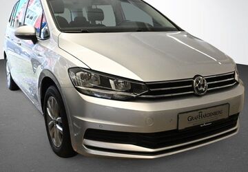 VW Touran 104.300 km 19.690 &euro; Karlsruhe 76131