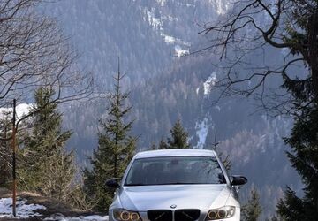 BMW 330 332.500 km 3.750 &euro; Bruchsal 76646