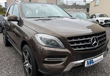 Mercedes-Benz ML 350 119.000 km 26.900 &euro; Markgroningen 71706