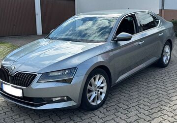 Skoda Superb 203.600 km 14.200 &euro; Karlsruhe 76228