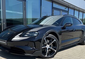 Porsche Taycan 9.900 km 150.689 &euro; Ettlingen 76275