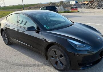 Tesla Model 3 45.500 km 30.800 &euro; Bretten 75015