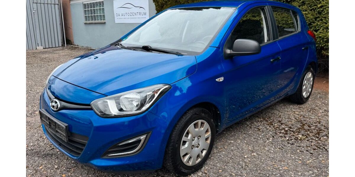 Hyundai i20 139.363 km 4.990 &euro; Sindelfingen 71065