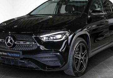 Mercedes-Benz GLA 250 25.560 km 38.970 &euro; Karlsruhe 76185