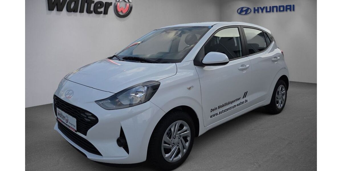 Hyundai i10 10.000 km 15.980 &euro; Pforzheim 75177