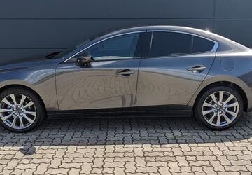 Mazda 3 29.999 km 24.750 &euro; Karlsruhe 76185