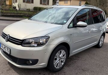 VW Touran 187.000 km 8.999 &euro; Calw 75365
