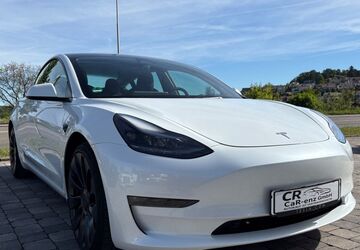 Tesla Model 3 57.699 km 32.890 &euro; Wurmberg 75449