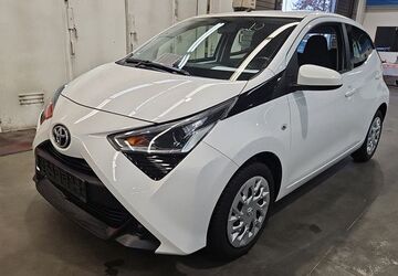 Toyota Aygo (X) 45.619 km 11.390 &euro; Bretten 75015
