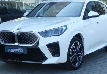 BMW iX2 6.620 km 47.900 &euro; Vaihingen / Enz 71665