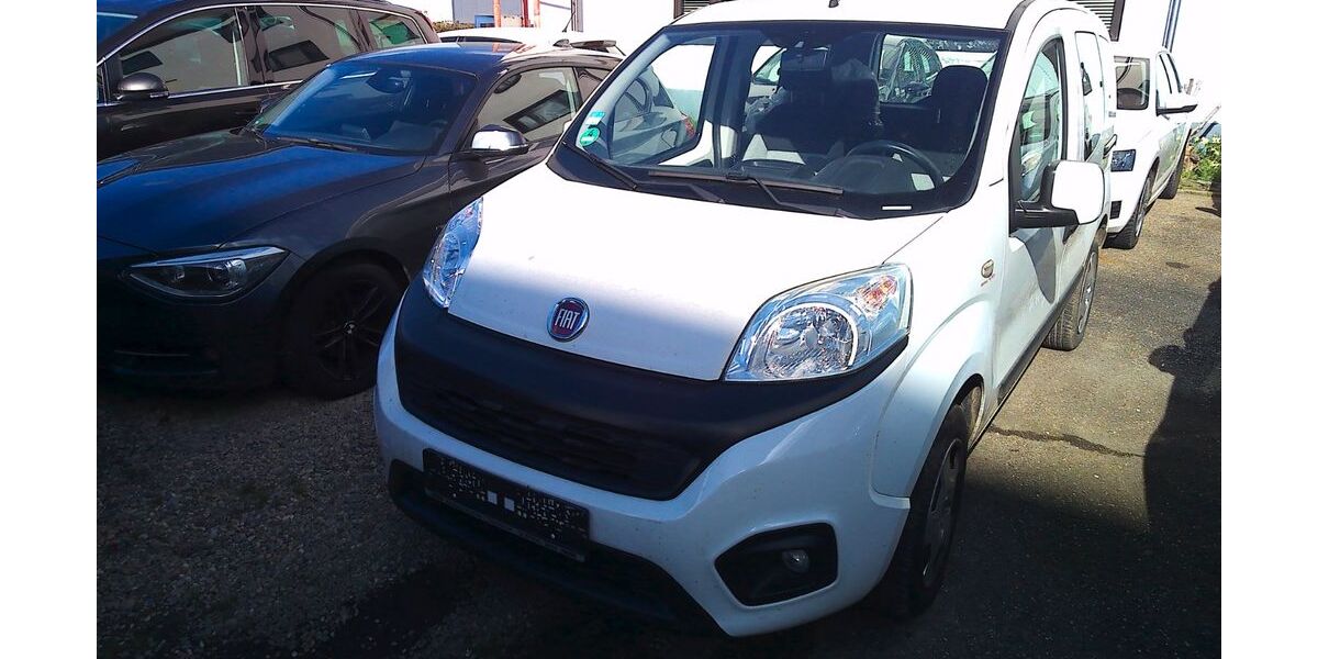 Fiat Qubo 116.800 km 4.999 &euro; Karlsruhe 76227