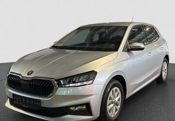 Skoda Fabia 5.500 km 22.690 &euro; Karlsruhe 76131