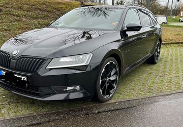 Skoda Superb 144.000 km 21.999 &euro; Pfinztal 76327