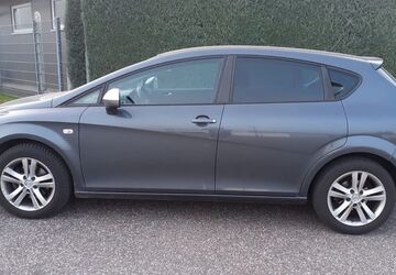 Seat Leon 109.000 km 5.699 &euro; Dürrn 75248