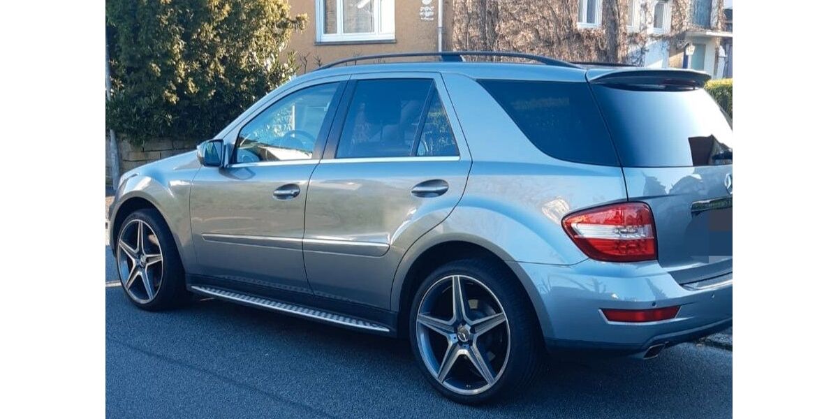 Mercedes-Benz ML 500 186.304 km 17.500 &euro; Loffenau 76597