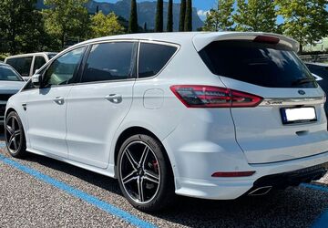 Ford S-Max 109.000 km 20.900 &euro; Renningen Malmsheim 71272