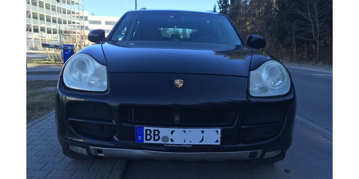 Porsche Cayenne 241.000 km 4.900 &euro; Weissach 71287