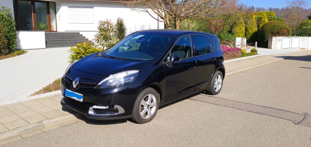 Renault Scenic 212.000 km 4.900 &euro; Karlsruhe 76227