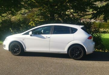 Seat Leon 160.000 km 3.490 &euro; Karlsruhe 76135