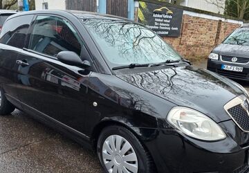 Lancia Ypsilon 169.700 km 1.999 &euro; Karlsruhe 76131