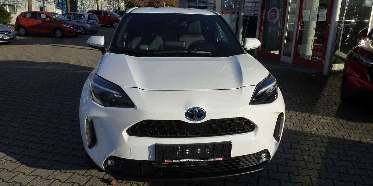 Toyota Yaris Cross 17.800 km 22.890 &euro; Ettlingen-Bruchhausen 76275