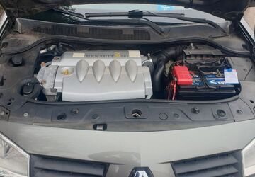 Renault Megane 215.000 km 1.150 &euro; Königsbach-Stein 75203