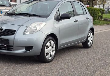 Toyota Yaris 138.000 km 3.999 &euro; Ettlingen 76275