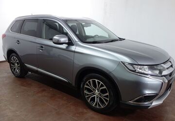 Mitsubishi Outlander 160.000 km 12.600 &euro; Mühlacker 75417