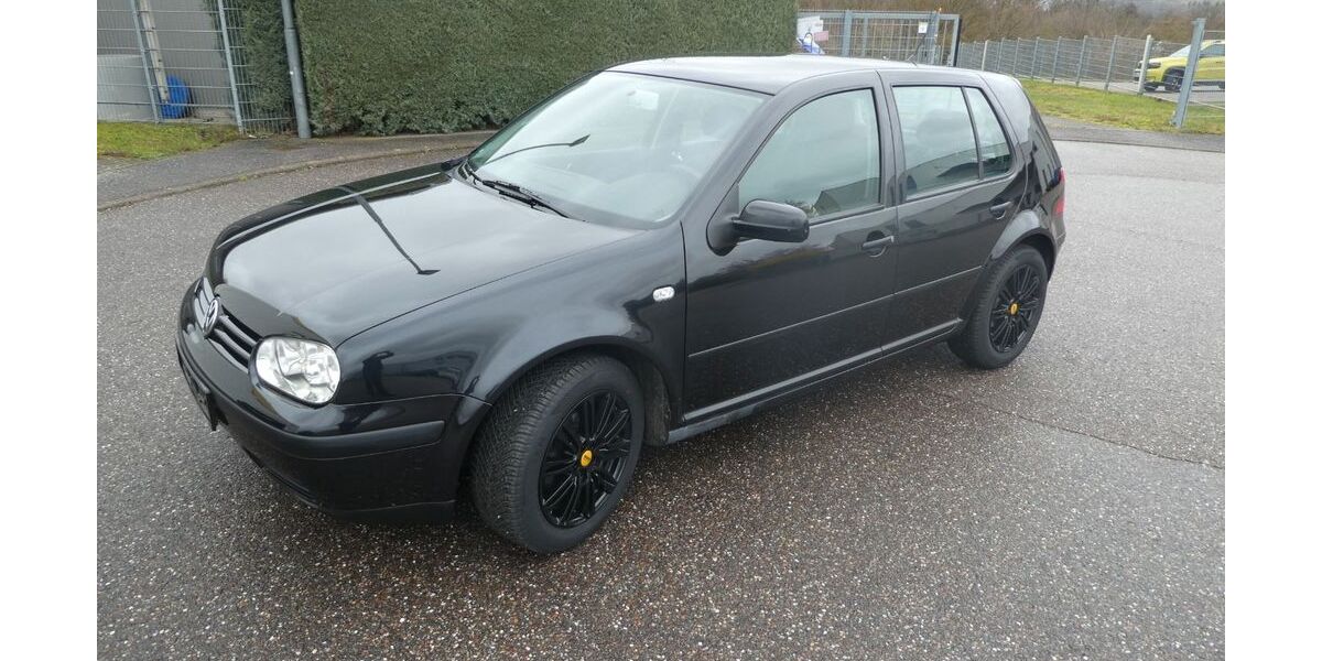VW Golf 70.000 km 4.590 &euro; Mühlacker 75417